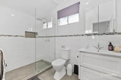 Property photo of 19 Wandal Road Wandal QLD 4700