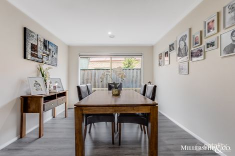 Property photo of 9 Red Oaks Way South Morang VIC 3752