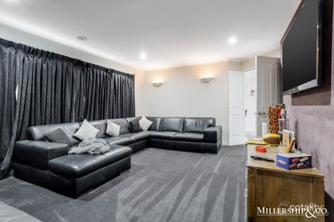 Property photo of 9 Red Oaks Way South Morang VIC 3752