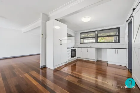 Property photo of 5 Pitcairn Street Mount Gravatt QLD 4122
