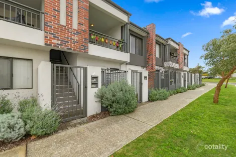 4/1 Palmerston St, St James, WA 6102