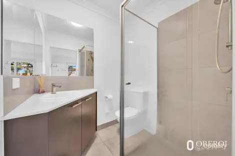 Property photo of 2/11 Bouvardia Crescent Frankston North VIC 3200