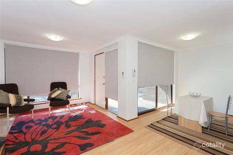 Property photo of 36 Oleander Way Kallaroo WA 6025
