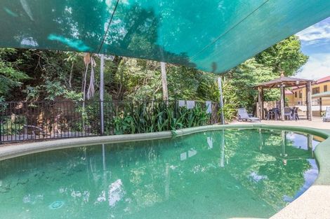 Property photo of 3-9 Stratford Parade Stratford QLD 4870