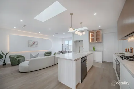 Property photo of 32 Celestial Way Greenvale VIC 3059