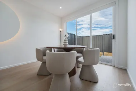 Property photo of 32 Celestial Way Greenvale VIC 3059