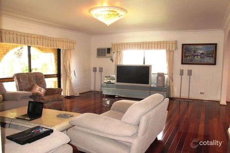 Property photo of 30 Carnaby Street Macgregor QLD 4109