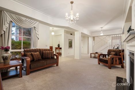 Property photo of 15 Park Hill Way Doncaster VIC 3108