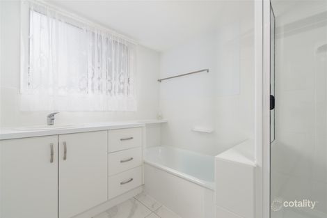 Property photo of 8/4 Pittsbay Crescent Boyne Island QLD 4680