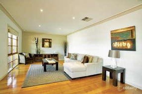Property photo of 2 Johnson Street Avondale Heights VIC 3034