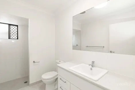 Property photo of 10 Eloise Street Mount Low QLD 4818