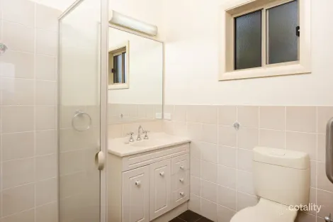 Property photo of 5 Kavanagh Circuit Temora NSW 2666