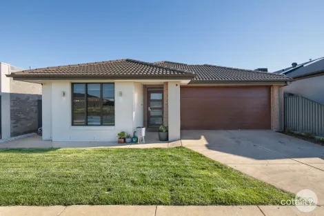 9 Holst Way, Lucas, VIC 3350