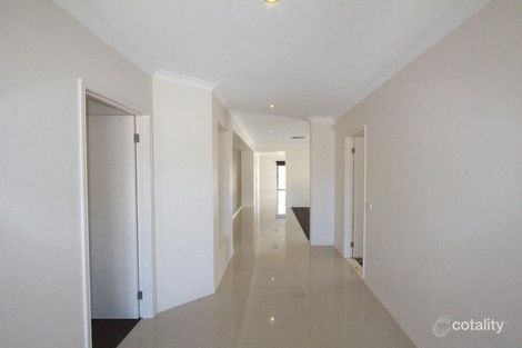 Property photo of 2 Tununga Circuit Kangaroo Flat VIC 3555