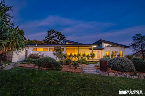 Property photo of 14 Warrambool Road Ocean Shores NSW 2483