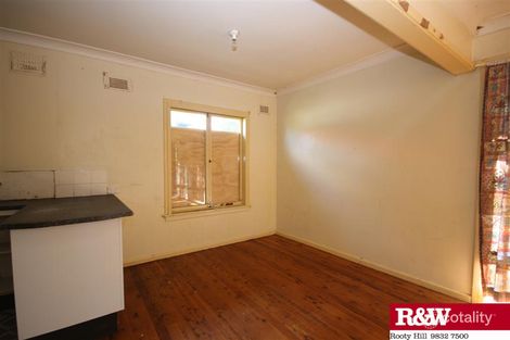Property photo of 21 Wangaroa Crescent Lethbridge Park NSW 2770