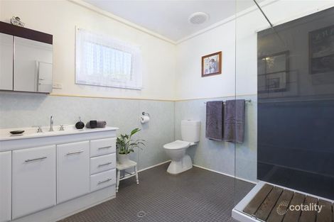 Property photo of 9 Ingestre Avenue Shoalhaven Heads NSW 2535
