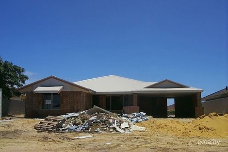 73 Portmarnock Cir, Halls Head, WA 6210