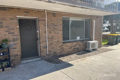 1/3 Tulloch St, Deer Park, VIC 3023