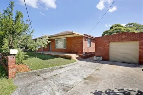 Property photo of 6 Waterloo Place Glenfield NSW 2167
