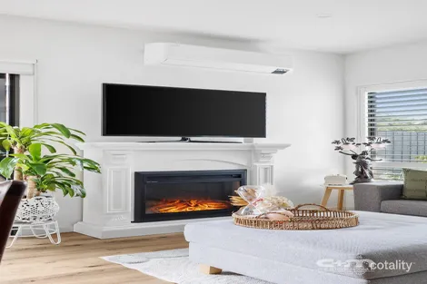 Property photo of 1/77 Hubert Avenue Glenroy VIC 3046