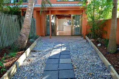 4/2 Dolphin Cres, Noosaville, QLD 4566
