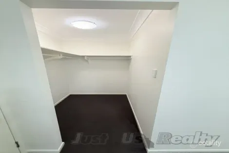 Property photo of 2 Sharp Crescent Branyan QLD 4670