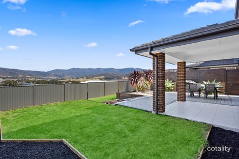 Property photo of 17 Flannery Drive Calderwood NSW 2527