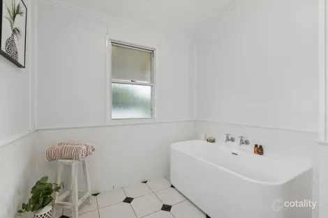 Property photo of 45 Morgan Street Wandal QLD 4700