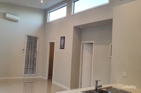 Property photo of 4/26 Point Cook Road Altona Meadows VIC 3028
