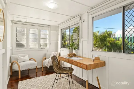 Property photo of 723 Logan Road Greenslopes QLD 4120