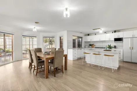 Property photo of 7 Ranceby Close Rowville VIC 3178