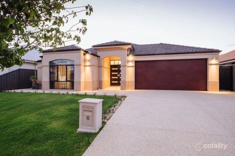 6 Hamelin Dr, Lake Coogee, WA 6166
