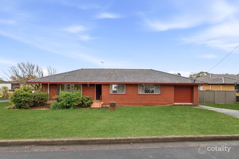 8 Treelands Ave, Ingleburn, NSW 2565