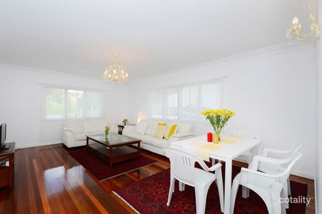 Property photo of 9 Quebec Avenue Camp Hill QLD 4152