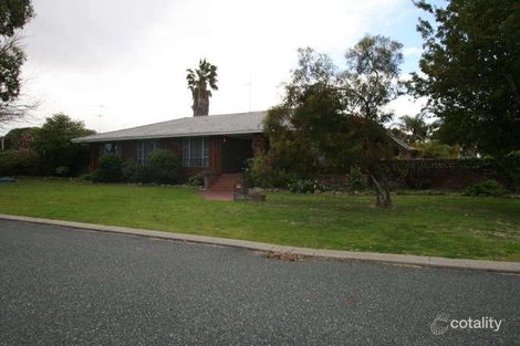 Property photo of 2 Barnes Way Mandurah WA 6210