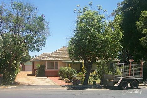 364 Belgravia St, Cloverdale, WA 6105