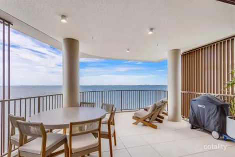 504/16 Woodcliffe Cres, Woody Point, QLD 4019