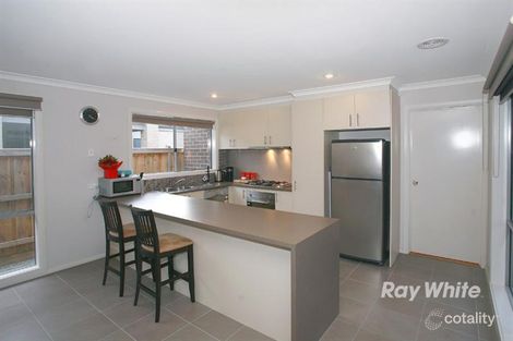 Property photo of 10 Hogan Street Cranbourne East VIC 3977