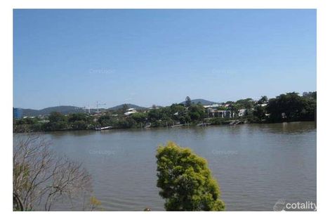 Property photo of 8/122 Macquarie Street St Lucia QLD 4067