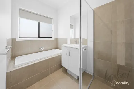 Property photo of 35 Mannagum Drive Beveridge VIC 3753