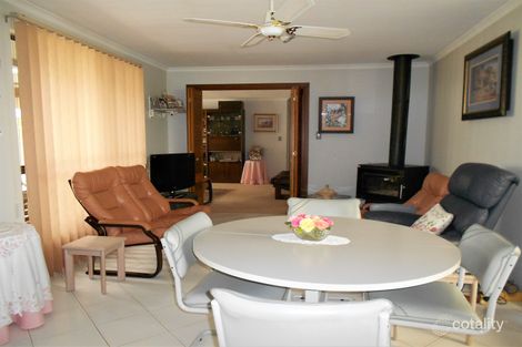 Property photo of 19 Creecoona Terrace Bordertown SA 5268