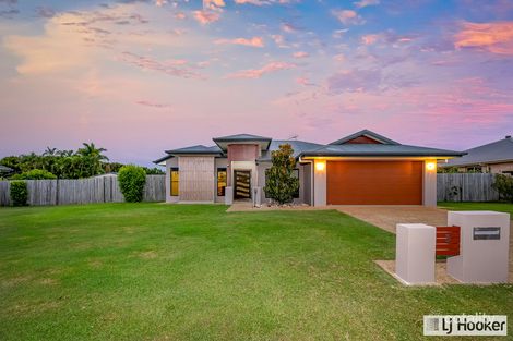 3 Davin Pl, Coral Cove, QLD 4670