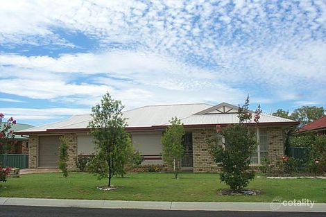 19 Kidman Dr, Warwick, QLD 4370