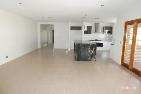 Property photo of 14 Princeton Place Cranbourne West VIC 3977