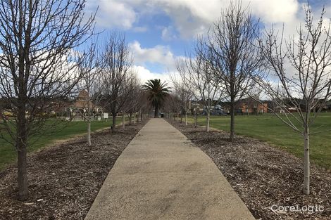 Property photo of 1 Stirling Circuit Beaconsfield VIC 3807