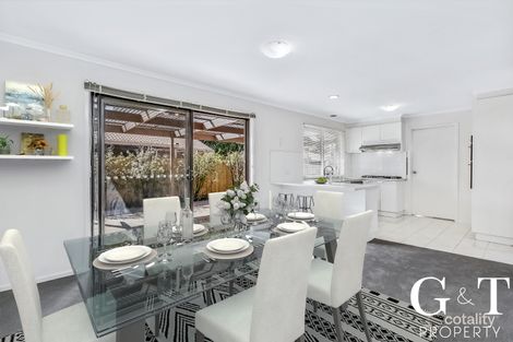 Property photo of 5 Candytuft Close Cranbourne North VIC 3977