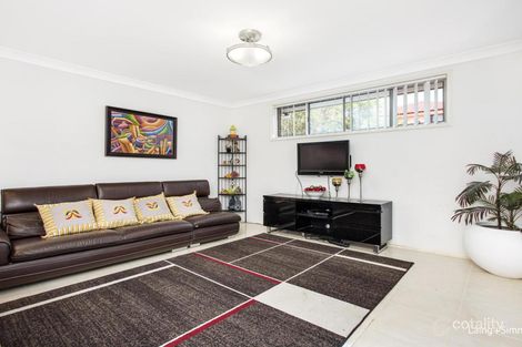 Property photo of 8 Wiseman Circuit Ropes Crossing NSW 2760