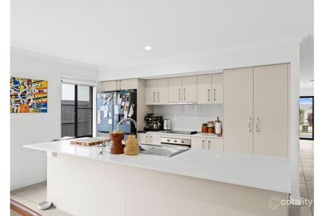 Property photo of 8 Georgia Street Flinders View QLD 4305