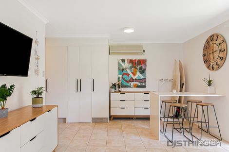 Property photo of 2/29 Coolangatta Road Coolangatta QLD 4225